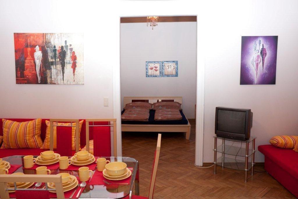Raisa Apartments Fuenkhgasse Pressbaum Dış mekan fotoğraf
